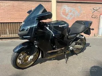 kawasaki ninja zx-12 black & gold