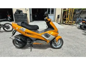 vendo gilera runner 50 dd usata a monteforte irpino (codice 9708582) - moto.it