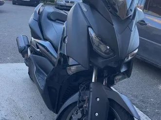 xmax-yamaha-tech-max