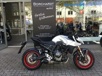 suzuki-gsx-8-s-mj-25-48-monate-garantie-83-ps