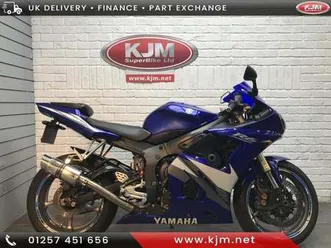 yamaha-r6-2005-05-38-942-miles-with-good-history-and-extras-fitted