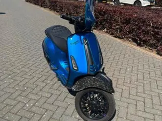 vespa-sprint-80cc-topsnelheid-100-malossi-zelioni-akra-scooters-vespa-marktplaa