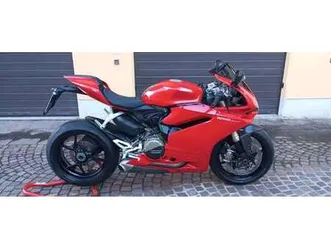 ducati 1299 panigale rosso