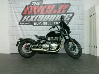 2018 triumph bonneville bobber jet black