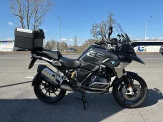 bmw-r-1250-gs-triple-black