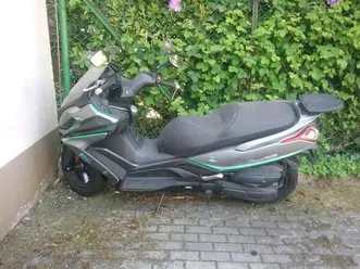 motorroller-125-er-i-abs-system-kymco-downtown