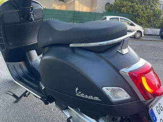 vespa-300-gts-supertech