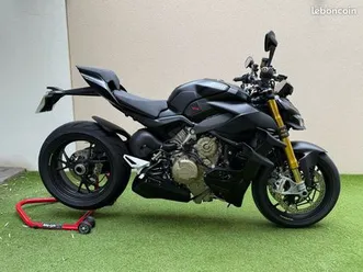 ducati-streetfighter-v4s-dark-stealth-garantie-v4-s