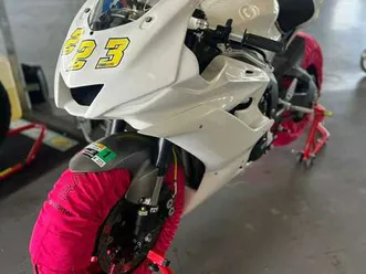 r6-rj15-rj27-racebike