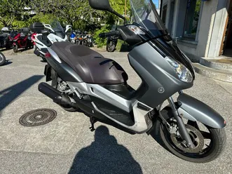 x-max yp 250 r black max