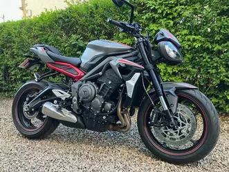 triumph-street-triple-r-765-superb-very-low-mileage-example