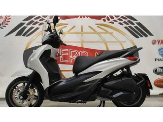 vendo piaggio beverly 300 abs-asr (2021 - 25) usata a castellammare di stabia (codice 9716440) - moto.it