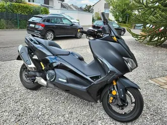 yamaha-tmax-dx-bj-18-scheckheft-unfallfrei-12-000km
