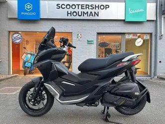 aprilia-sr-gt-125-cc-black-matt-nr-09