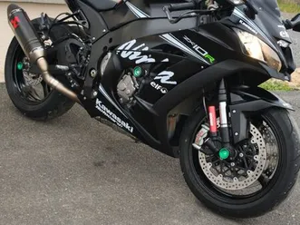 kawasaki-zx10r-2016-winter-test