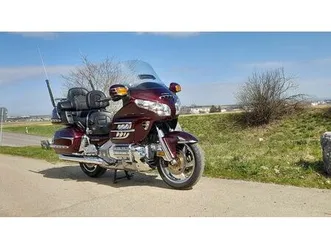 honda-goldwing-sc47