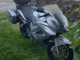 vds-800-vfr-honda