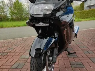 kawasaki zzr 1100 d