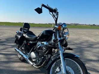 chopper-sym-husky-125-cc