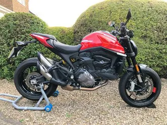 ducati-monster-937-euro-5-937-cc