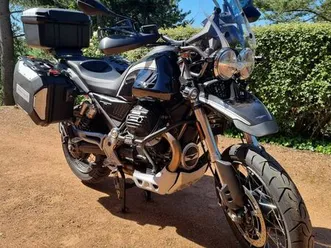 moto-guzzi-v85-tt-guardia-d'onore