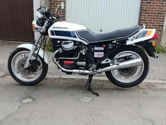 2-honda-cx650-a-terminer-faire-offre-ou-echange