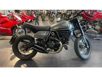 vendo ducati scrambler 800 night shift (2021 - 22) usata a firenze (codice 9721798) - moto.it