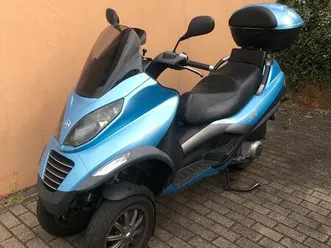 piaggio-mp3-250-pkw-fuehrerschein-tuev-neu