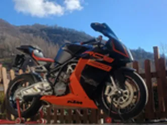 ktm-rc8-del-2011