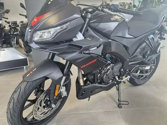 *akcija* aprilia tuono 125 e5+ 2025. *isporuka odmah*, 2025 god.