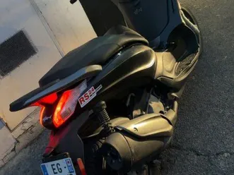 beverly-350-moteur-neuf