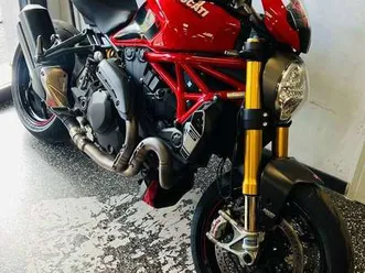 ducati monster 1200 s 12 mesi garanzia ducati approved eseguito rosso