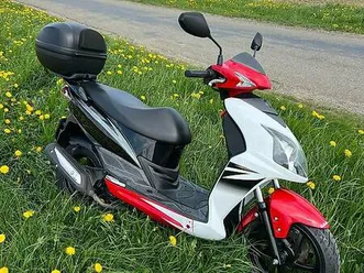 zu-verkaufen-roller-sym-jet4-125-top-zustand-canton-saint-gall