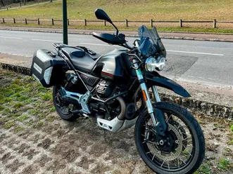 moto-guzzi-v85tt-full-equipee