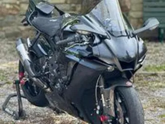 yamaha r1 black carbon 10k accessori