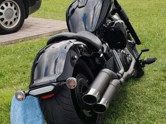 yamaha-stryker-1300-custom