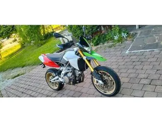 aprilia dorsoduro 750