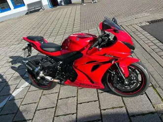 suzuki-gsx-r-1000-l7