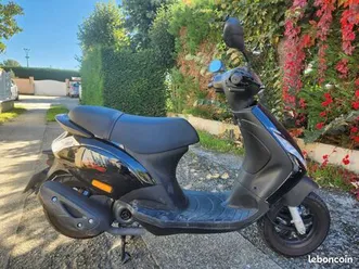 scooter-piaggo-zip-4-temps