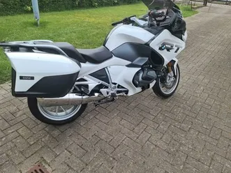 bmw-r-1250-rt-audio-kurvenlicht