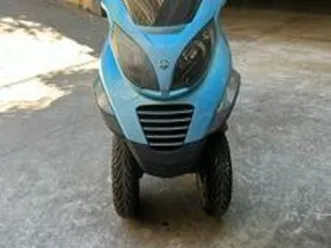 scooter piaggio mp3 250 cc