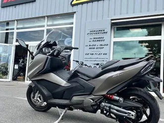kymco ak 550 premium en promo