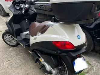 piaggio-mp3-500