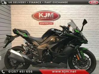 kawasaki-ninja-1000-sx-kpfan-model-in-green-1-owner-and-just-3-831-miles