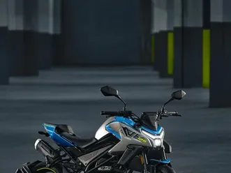 moto neuve: cfmoto 125nk