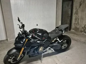 ducati streetfihter v4s 1100