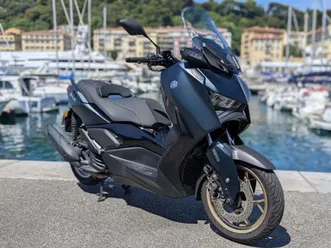 yamaha-xmax-125-tech-max-2023-125-cm3-scooter-15-200-km-bleu-06300-nice