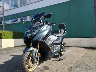 2-yamaha-t-max-560-tech-max-full-options-etat-showroom