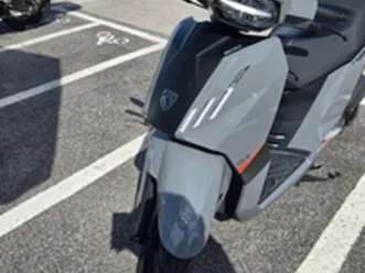 peugeot-tweet-fl-gt-200