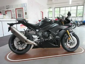 honda-cbr1000rr-r-sp-fireblade